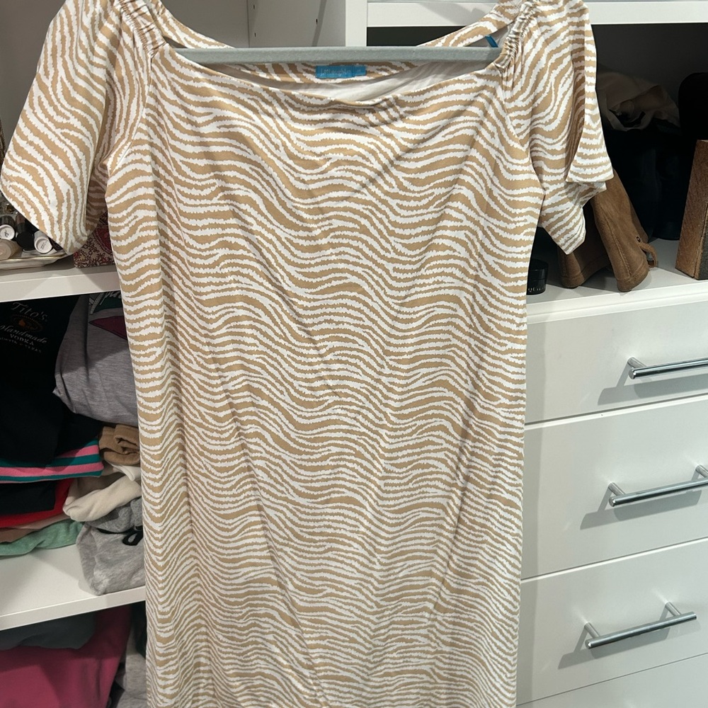 J. McLaughlin Tan and White Patterned Dress